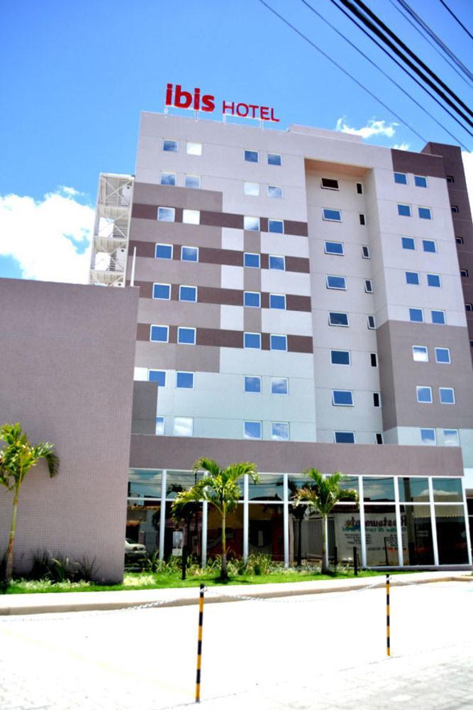 Ibis Feira De Santana Hotel Buitenkant foto