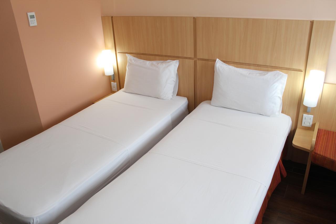 Ibis Feira De Santana Hotel Buitenkant foto